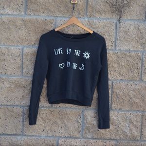 Hollister slightly cropped sweatshirt